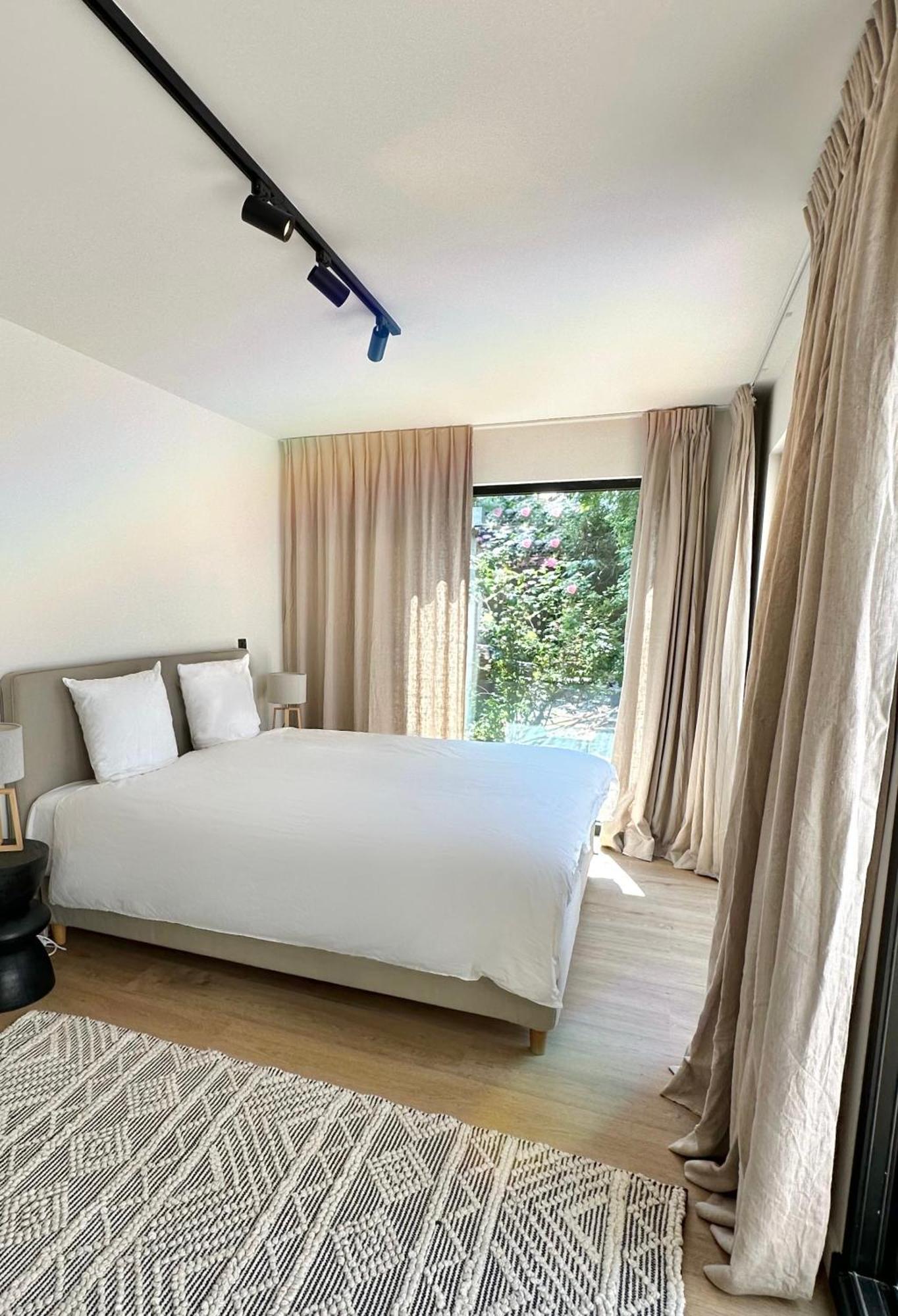 Luxury Apartment With Cosy Garden! Gent Dış mekan fotoğraf